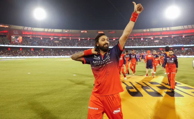 07s6ejic_krunal-pandya-bcci_625x300_11_May_26